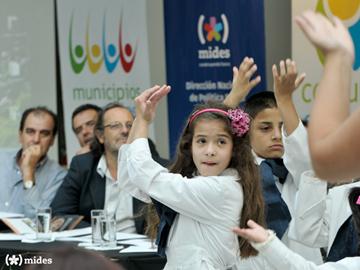 Niños en el lanzamiento