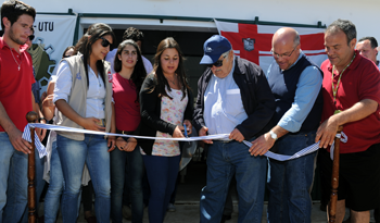 El Presidente José Muica inaugura tambo de la Escuela Agraria Florida