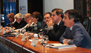 Álvaro García destacó que por primera vez en la historia se logró que en el Presupuesto se abriera un proyecto concreto para cada política de género