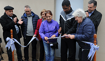 Lucía Topolansky en entrega de viviendas en Pando