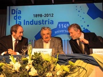 Mujica, Kreimerman y Burghi