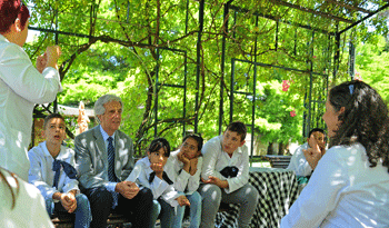 Presidente Tabaré Vázquez con niños