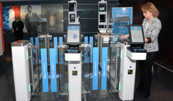 Pasarela electrónica para autocontrol migratorio