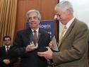 Tabaré Vázquez fue premiado por su destacado compromiso con la salud de los uruguayos