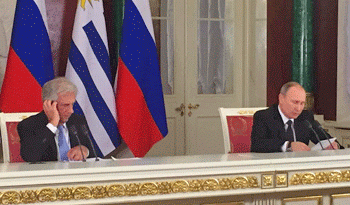 Los presidentes Tabaré Vázquez y Vladímir Putin en conferencia de prensa en el Kremlin