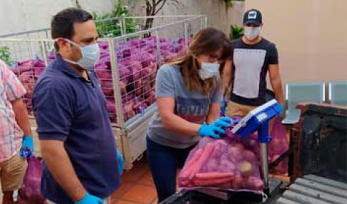 Preparación de canastas alimentarias