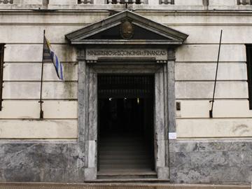 Fachada del MEF