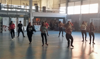 Jóvenes en actividades deportivas