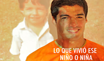 Afiche publicitario con imagen del futbolista Luis Suárez