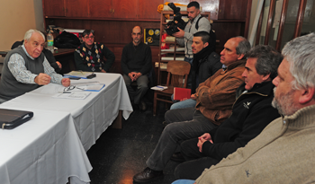 Ministro Víctor Rossi reunido con organizaciones sociales en Tacuarembó