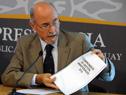 "Entrega y compromiso” y mayor discusión política.