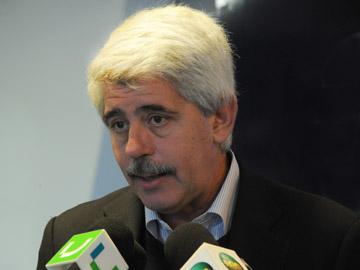 Ministro de Trabajo y Seguridad Social Eduardo Brenta Ministro de Trabajo y Seguridad Social Eduardo Brenta