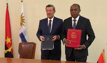 Cancilleres Rodolfo Nin Novoa y Domingos Manuel Augusto