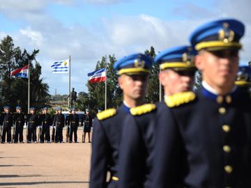 Desfile de policias