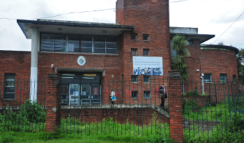 Liceo N.ª 50 del barrio Casabó, de Montevideo, es visitado por el ministro Ricardo Ehrlich