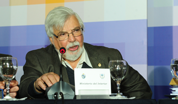 Ministro del Interior, Eduardo Bonomi, en Consejo de Ministros de Fray Bentos