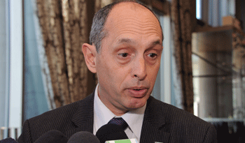 Presidente de UTE, Gonzalo Casaravilla