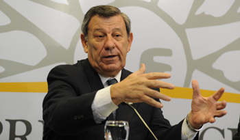 Ministro de Relaciones Exteriores, Rodolfo Nin Novoa.