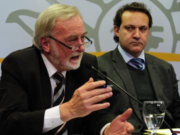 Dirk Jaspers y Jerónimo Rocca en conferencia en la Torre Ejecutiva