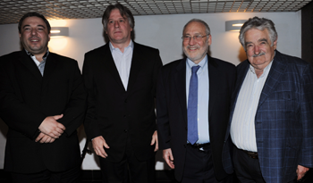 Mario Bergara, Fernando Lorenzo, Joseph Stiglitz, José Mujica