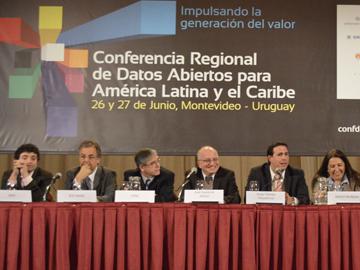 Autoridades en la apertura de la Conferencia Regional de Datos Abiertos