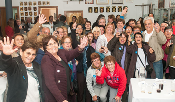 Participantes del Programa Turismo Social con la ministra Liliam Kechichian