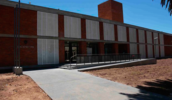 Liceo Nº 70 en el barrio Casabó de Montevideo