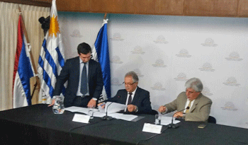 Ministros Jorge Menéndez y Tabaré Aguerre