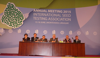 Ministro Aguerre en reunión de la International Seed Testing Association (ISTA) Ministro Aguerre en reunión de la International Seed Testing Association (ISTA)