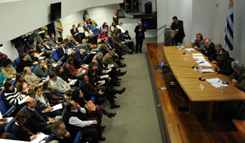Ortuño y Kechichian en sus disertaciones con motivo del Día del Medio Ambiente