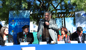 Presidente Mujica en inauguración de servicio de gestiones electrónicas en Colonia Nicolich