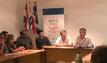 Álvaro García presenta obras para el departamento de Salto