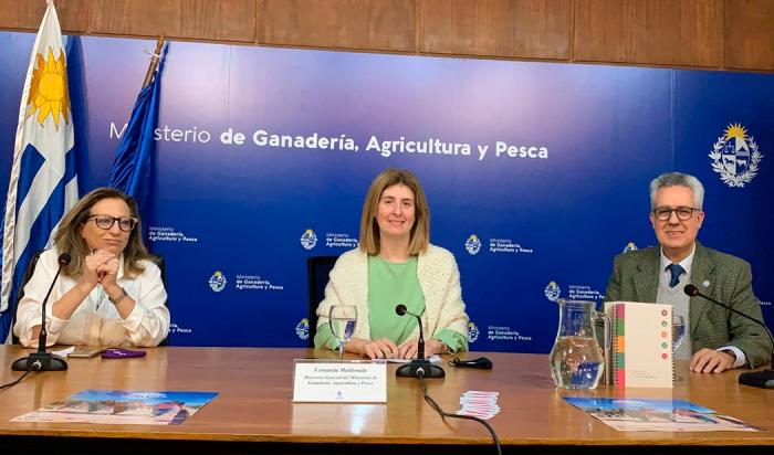 Mónica Bottero, Fernanda Maldonado y Vicente Plata