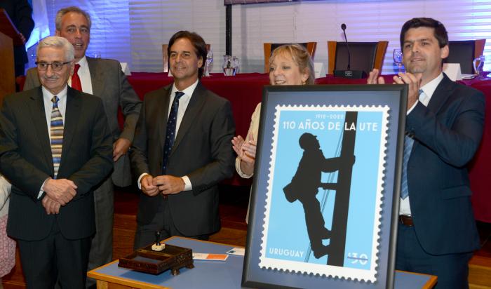 Lacalle Pou y autoridades de UTE
