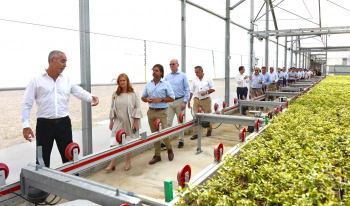 Presidente Luis Lacalle Pou realiza recorrida guiada del vivero