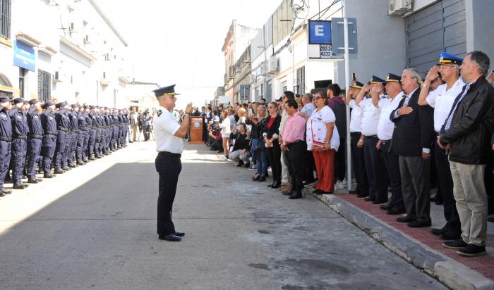 Interior recibe 75 nuevos agentes