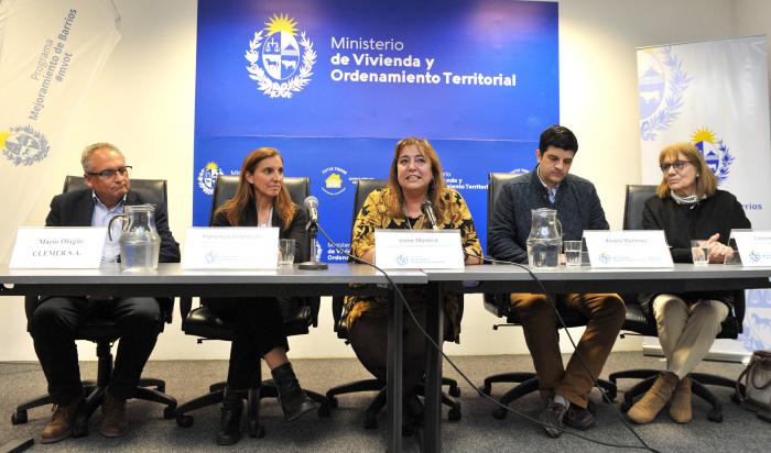 Autoridades del MVOT