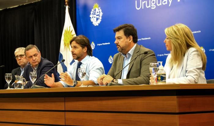 Lacalle Pou en conferencia de prensa