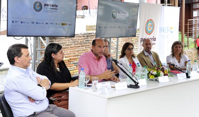 Lema en Rivera