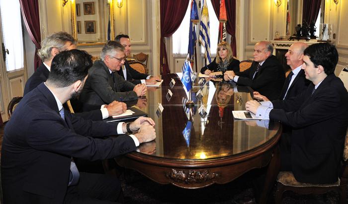 García y autoridades