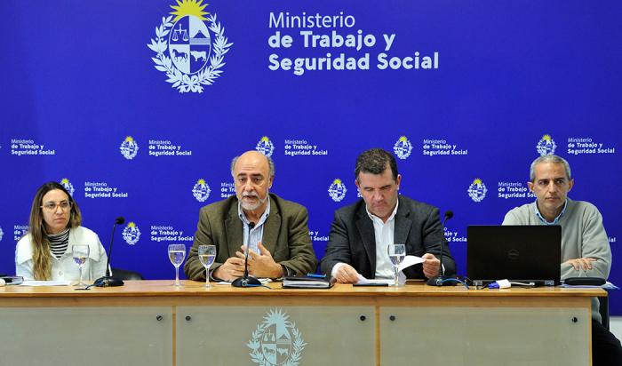Pablo Mieres en conferencia de prensa