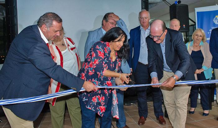 Delgado en Inauguración