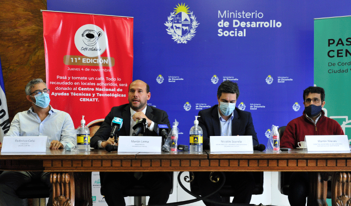 Lema con autoridades de Montevideo y Grupo Centro