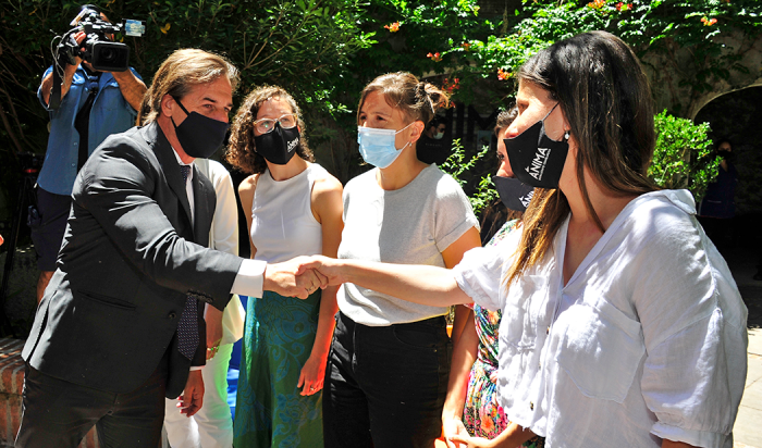 Presidente Lacalle Pou visita bachillerato Ánima