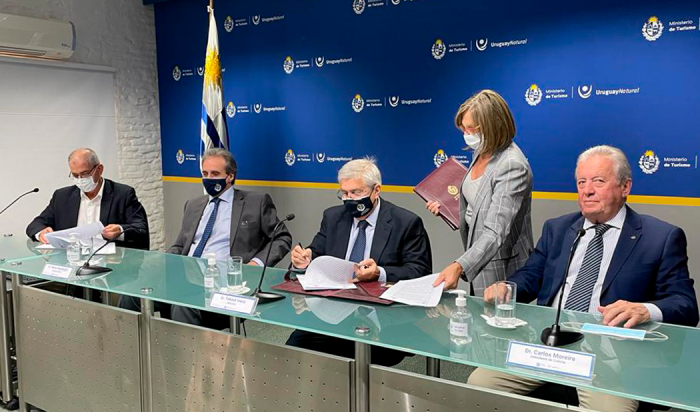 Ministro Viera con intendentes