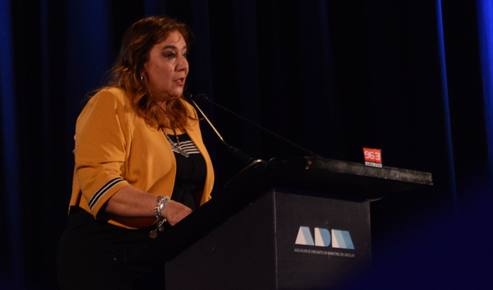 Ministra de Vivienda, Irene Moreira, en actividad de ADM