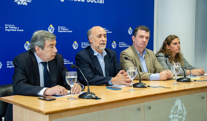 Mieres y autoridades del MTSS