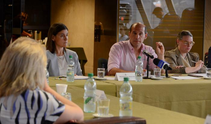 Ministro de Desarrollo Social, Martín Lema expone durante la actividad