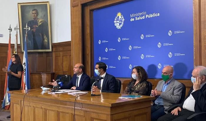 Autoridades del MSP y Mides