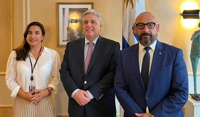 Bustillo y autoridades de la UE